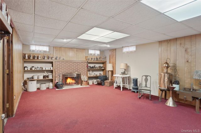 17 Academy Avenue, Sparrowbush, NY 12780