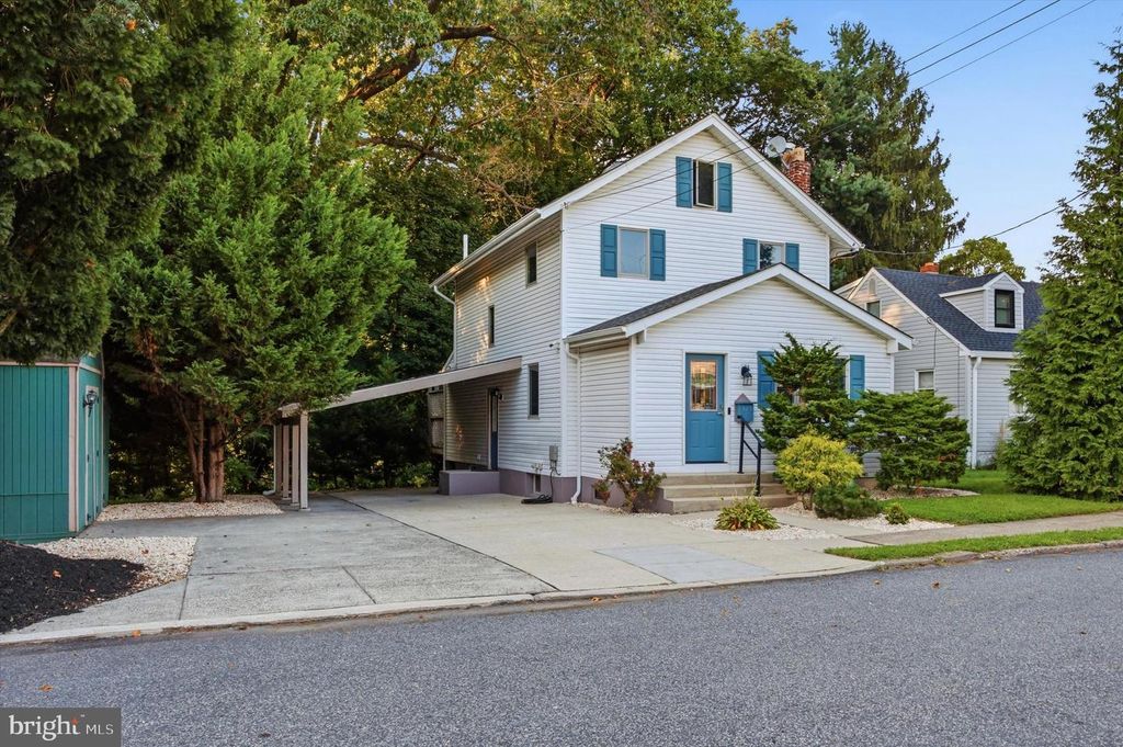 425 BARTLETT AVE, RIDLEY PARK, PA 19078 — photo 2