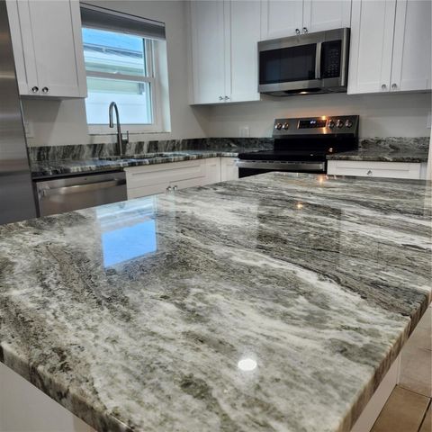 15414 AVALON AVENUE 2, Clearwater, FL 33760