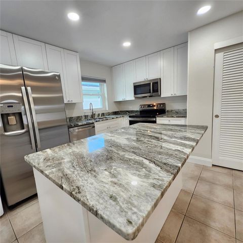 15414 AVALON AVENUE 2, Clearwater, FL 33760