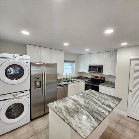 15414 AVALON AVENUE 2, Clearwater, FL 33760