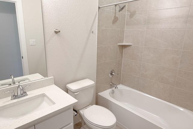 17309 Silverman DR, Pflugerville, TX 78660