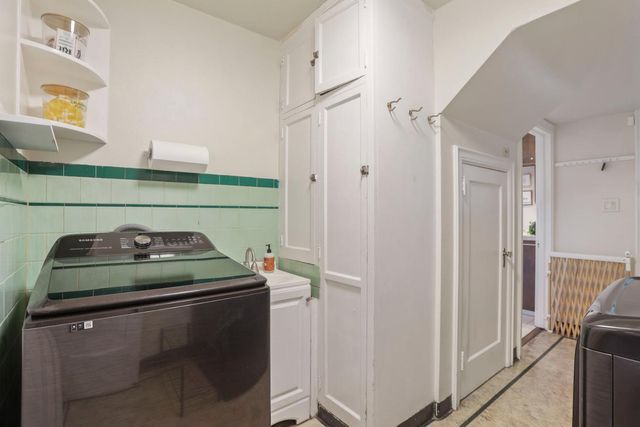 2005 N Commerce St, Stockton, CA 95204