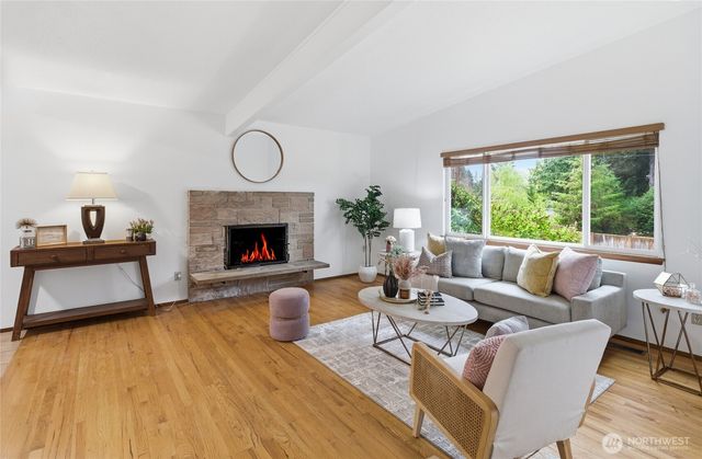 12808 SE 158th St, Renton, WA 98058