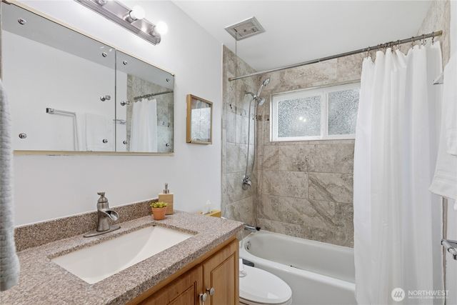 12808 SE 158th St, Renton, WA 98058