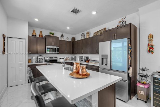 19815 SW 132nd Ct, Miami, FL 33177