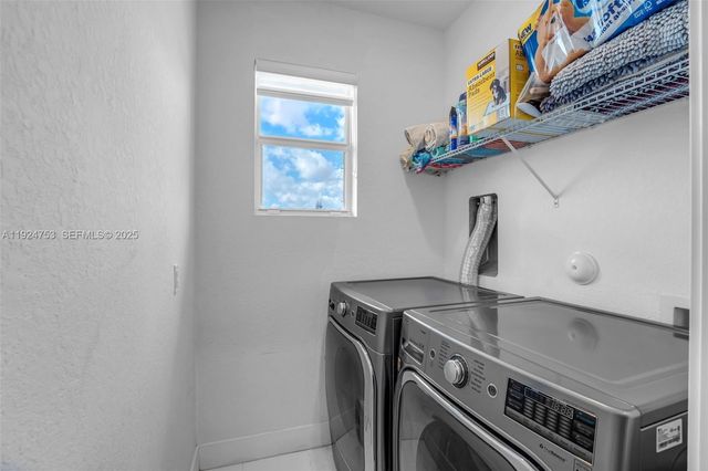 19815 SW 132nd Ct, Miami, FL 33177