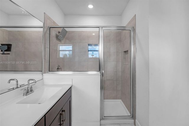 19815 SW 132nd Ct, Miami, FL 33177