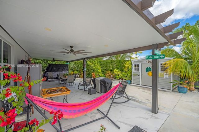 19815 SW 132nd Ct, Miami, FL 33177