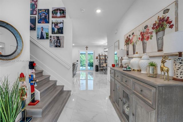 19815 SW 132nd Ct, Miami, FL 33177