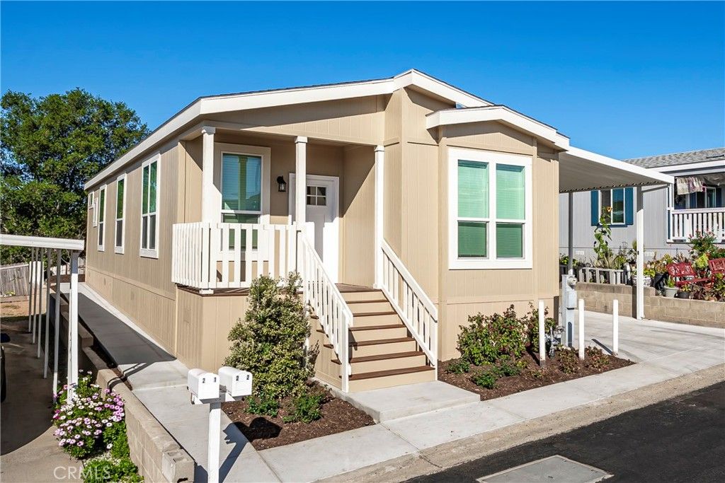 1120 E Mission Road 22, Fallbrook, CA 92028 — exterior