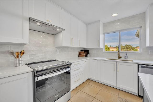 10825 TILSTON POINT, Orlando, FL 32832