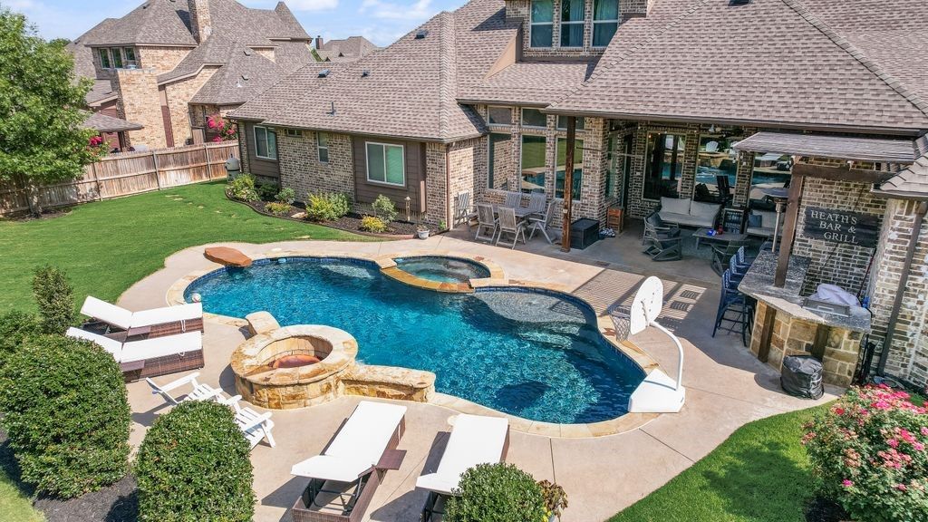 812 Rose Court, Keller, TX 76248