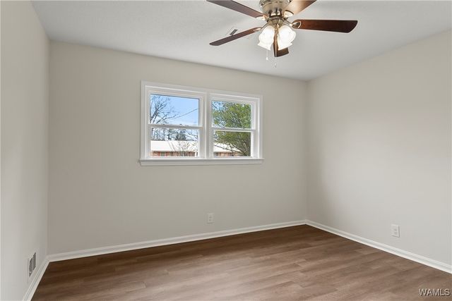 1018 54th E, Tuscaloosa, AL 35405