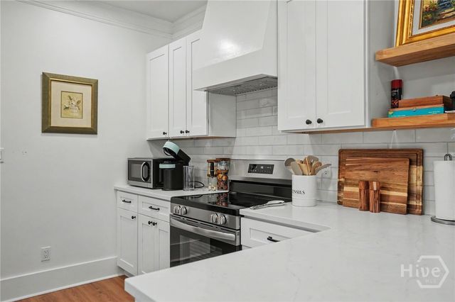 112 Goebel Avenue, Savannah, GA 31404