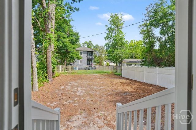 112 Goebel Avenue, Savannah, GA 31404