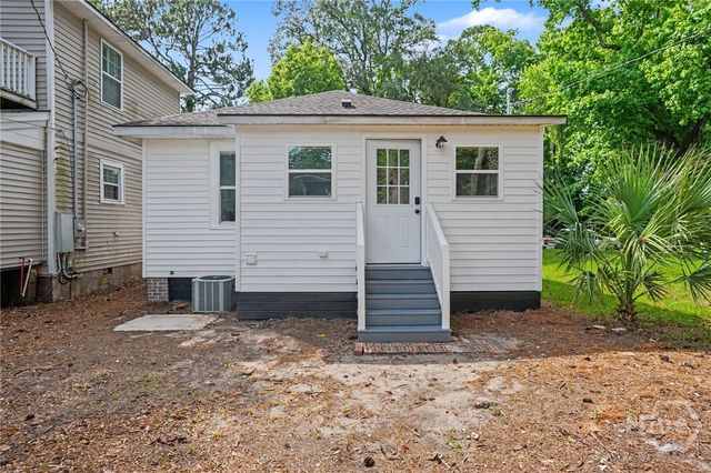 112 Goebel Avenue, Savannah, GA 31404