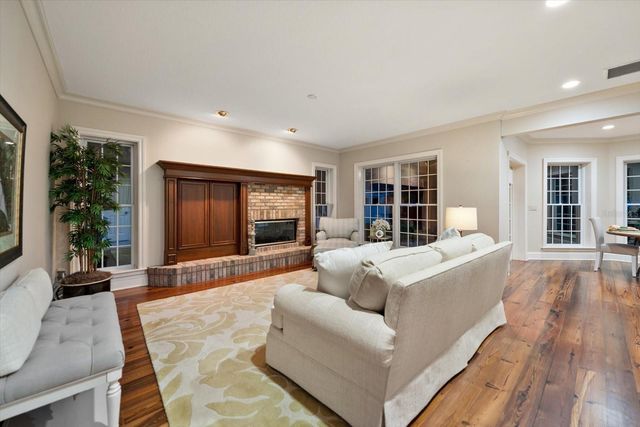 1205 PALM VIEW AVENUE, Belleair, FL 33756