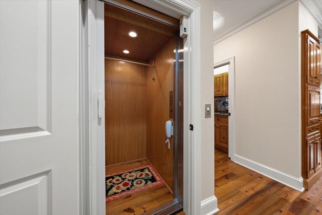 1205 PALM VIEW AVENUE, Belleair, FL 33756