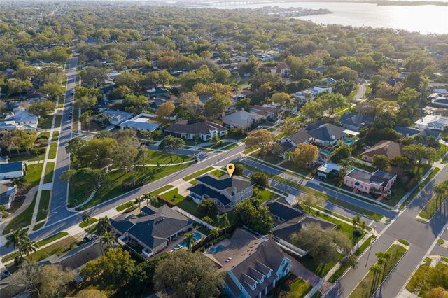 1205 PALM VIEW AVENUE, Belleair, FL 33756