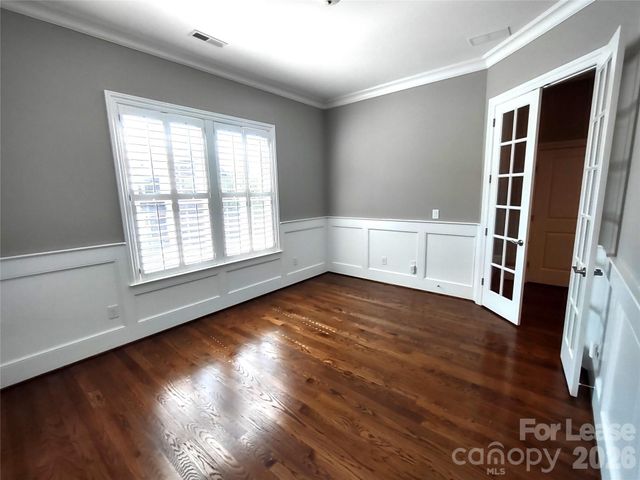 6432 Fairway Row Lane, Charlotte, NC 28277