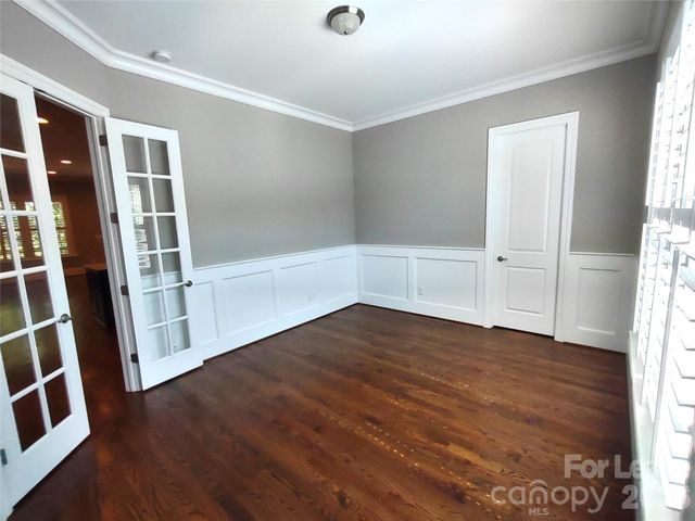 6432 Fairway Row Lane, Charlotte, NC 28277