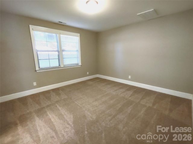 6432 Fairway Row Lane, Charlotte, NC 28277