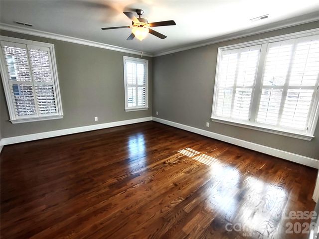 6432 Fairway Row Lane, Charlotte, NC 28277