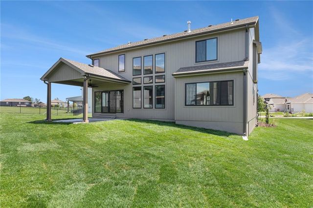 2314 SW Serena Place, Lee's Summit, MO 64082