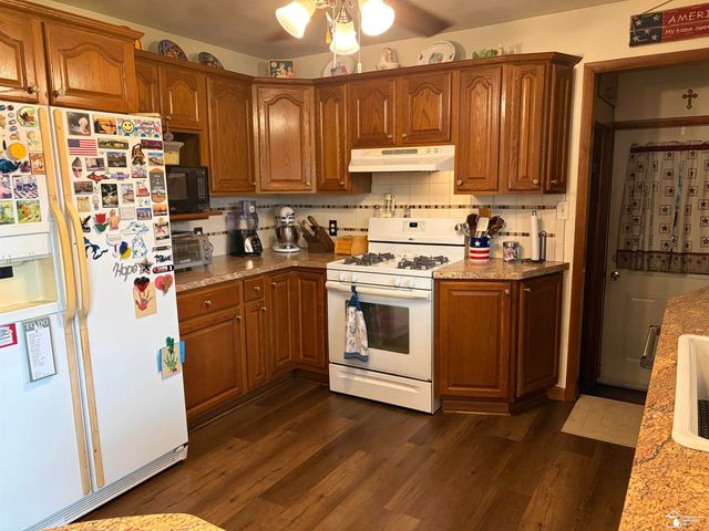13608 Dunlap Road, La Salle, MI 48145