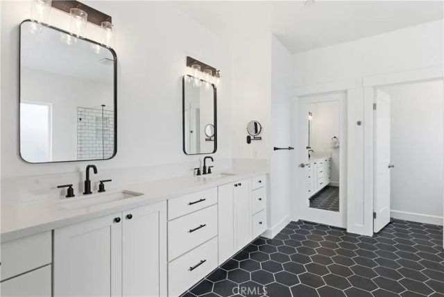 16729 Starview Court, Bakersfield, CA 93314