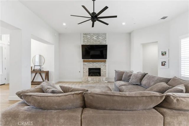 16729 Starview Court, Bakersfield, CA 93314