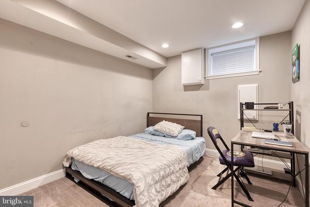 800 S CURLEY ST, Baltimore, MD 21224