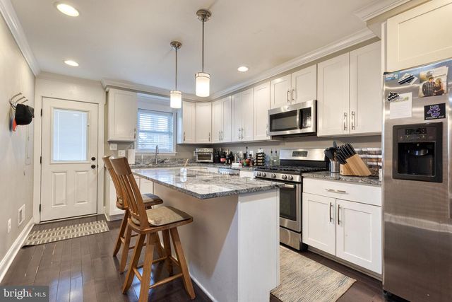 800 S CURLEY ST, Baltimore, MD 21224