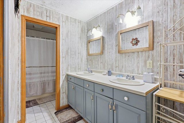 7166 Ethan Allen Highway, Georgia, VT 05478