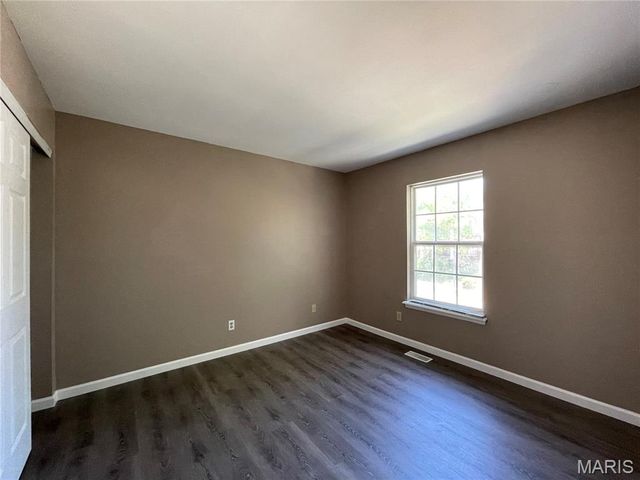 636 Canary Estates Drive, Ballwin, MO 63021