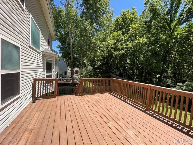 636 Canary Estates Drive, Ballwin, MO 63021