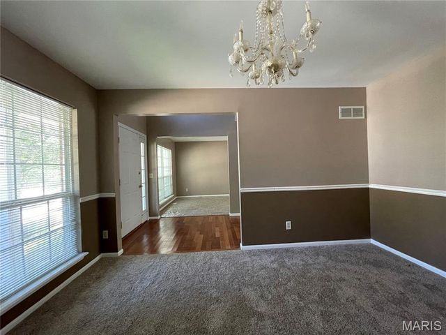 636 Canary Estates Drive, Ballwin, MO 63021