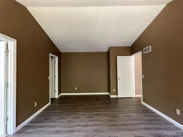 636 Canary Estates Drive, Ballwin, MO 63021