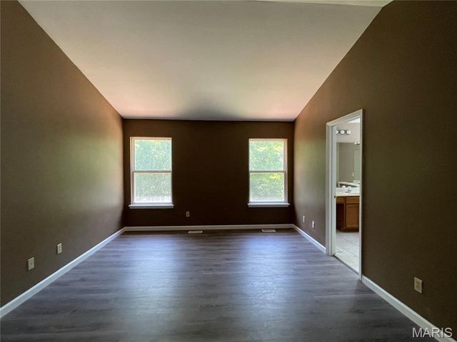 636 Canary Estates Drive, Ballwin, MO 63021