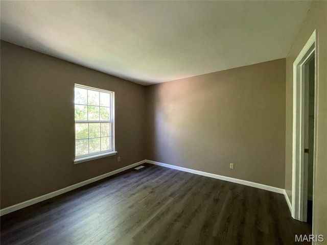 636 Canary Estates Drive, Ballwin, MO 63021