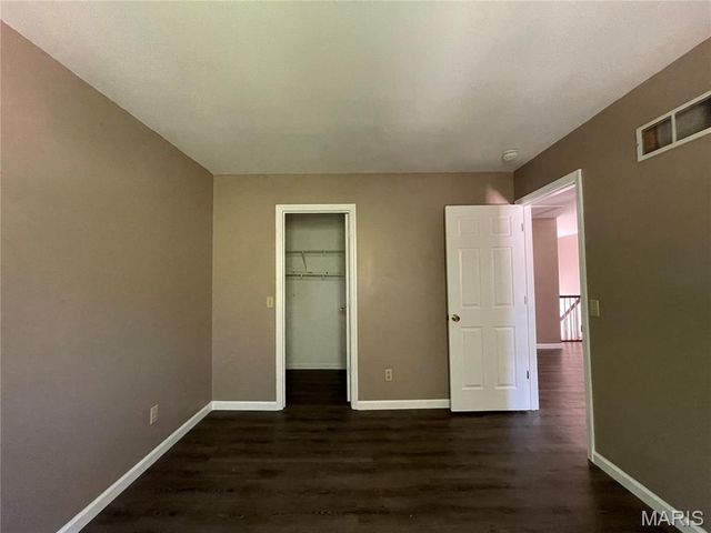 636 Canary Estates Drive, Ballwin, MO 63021