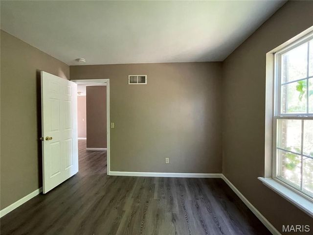 636 Canary Estates Drive, Ballwin, MO 63021