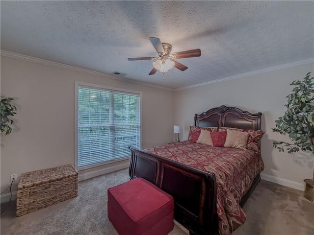 6042 Fairington Farms Lane, Lithonia, GA 30038