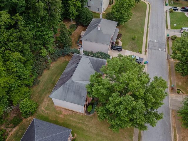 6042 Fairington Farms Lane, Lithonia, GA 30038