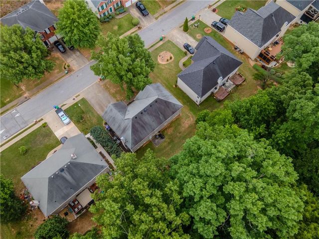 6042 Fairington Farms Lane, Lithonia, GA 30038