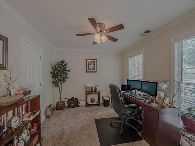 6042 Fairington Farms Lane, Lithonia, GA 30038