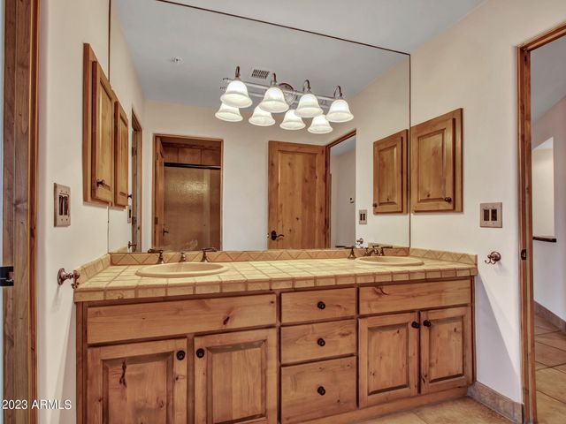 39775 N 50TH Street, Cave Creek, AZ 85331