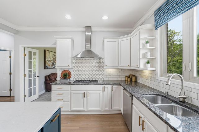550 Scenic Drive, Covington, KY 41011