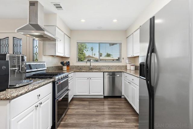 185 Harrison, Oceanside, CA 92057